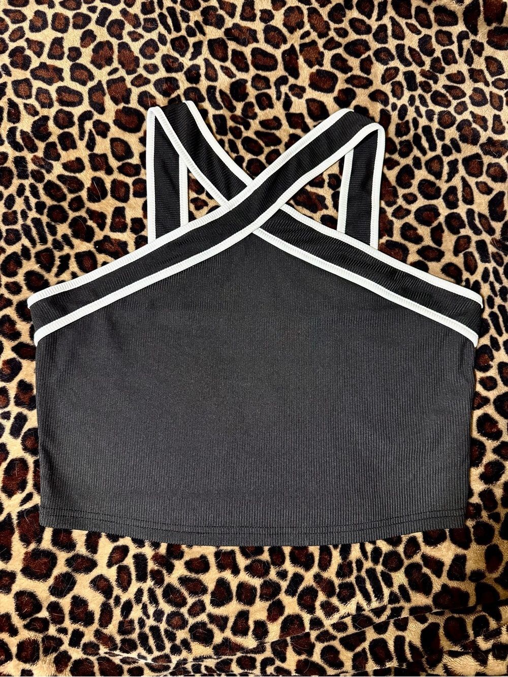 SHEIN Contrast Binding Criss Cross Crop Top XL Black & White